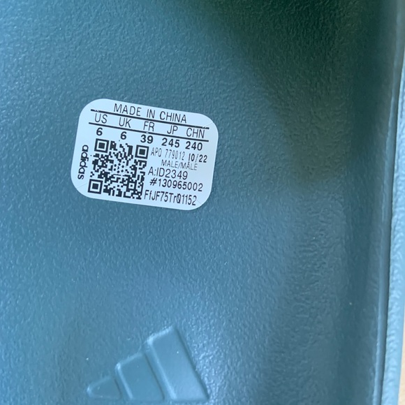 ⛔️ S O L D ⛔️ — Yeezy Slide SLATE MARINE - MENS size 6 - Picture 5 of 7